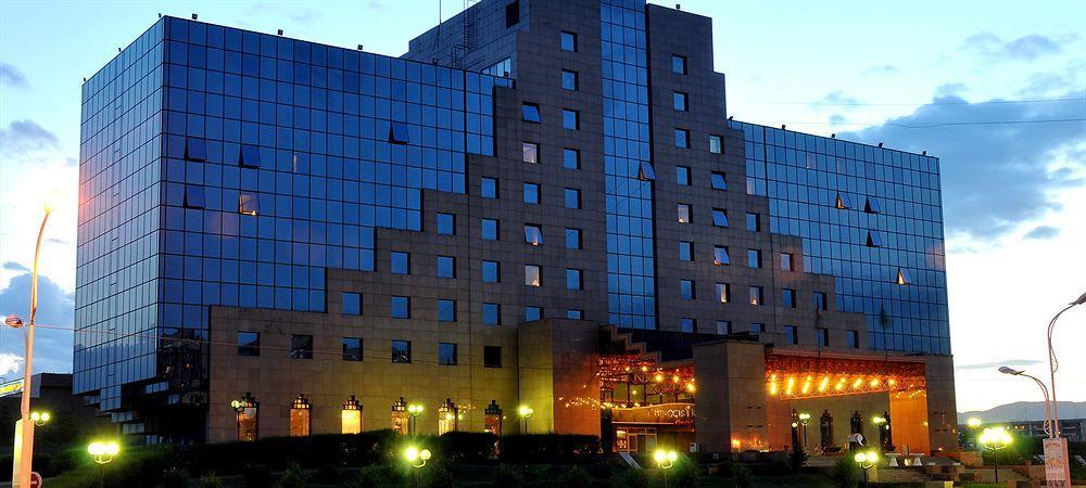 Chinggis Khaan Hotel Ulaanbaatar Exterior photo