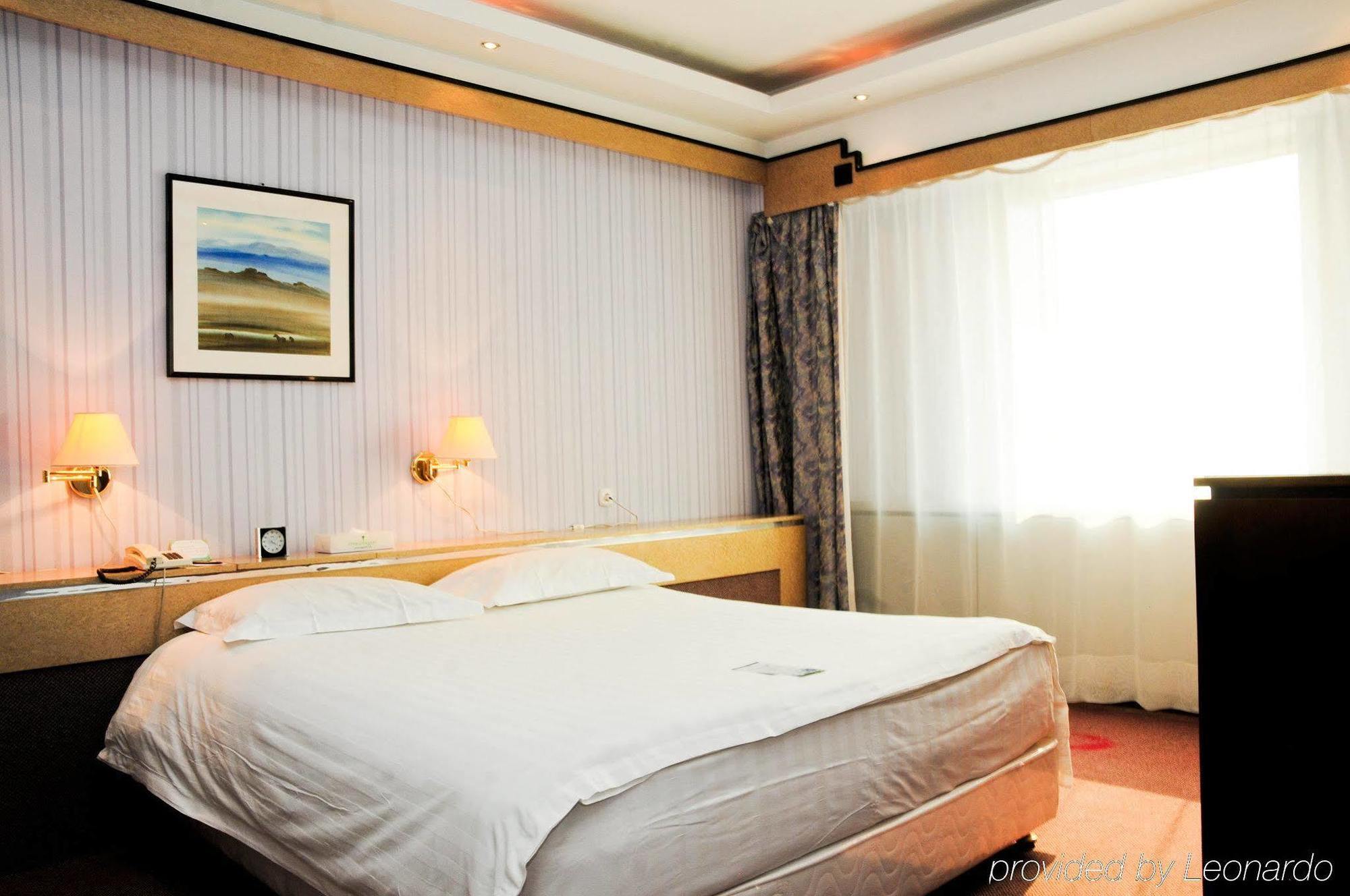 Chinggis Khaan Hotel Ulaanbaatar Exterior photo